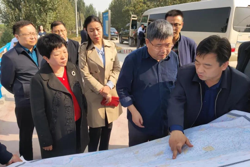 张纬东副主委就“实行‘河长制’后存在的问题及建议”赴河南开展调研(图3)