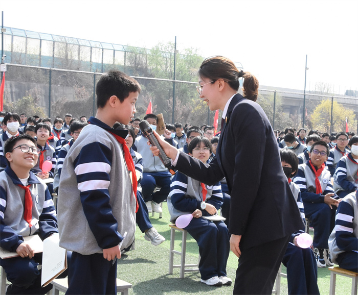 民盟邯郸市委举办“法律进校园 普法促成长”法制安全教育讲座(图2)