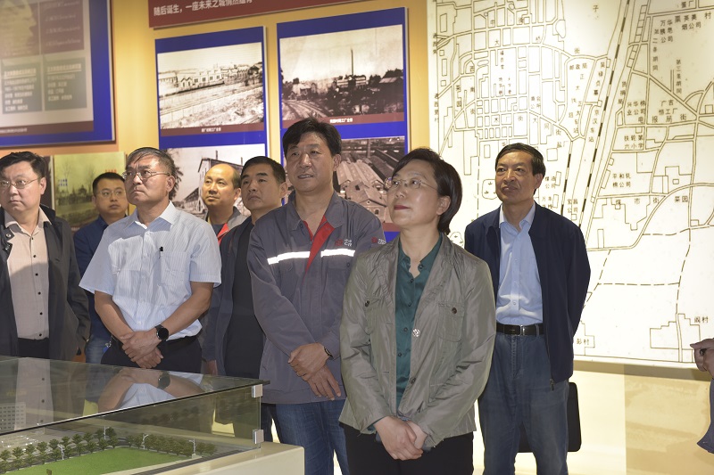 民盟石家庄市委与民盟河北省委经济金融专委会开展联合调研(图1)
