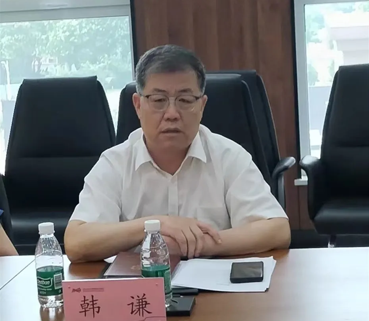 韩谦副主委带队就“破解京津冀协同发展中的‘蛙跳现象’，提升区域竞争力”课题开展调研(图3)