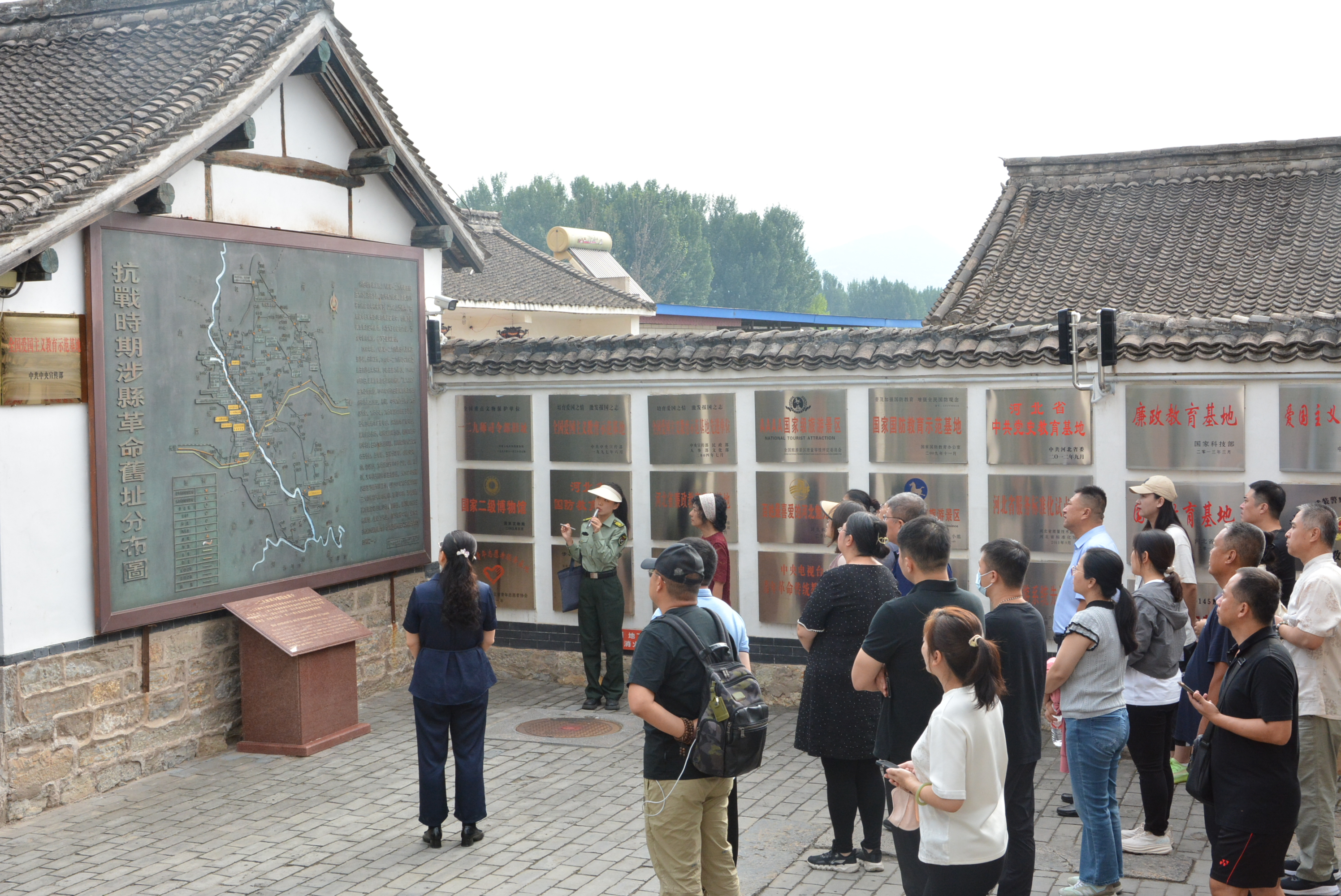 民盟沧州市委组织盟员赴邯郸涉县开展教育活动(图2)