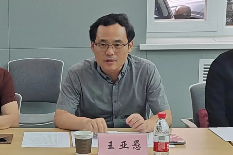 李文斌副主委带队就“加大高校、科研院所的科技资源向企业特别是民营企业开放力度”课题赴北京开展调研(图2)