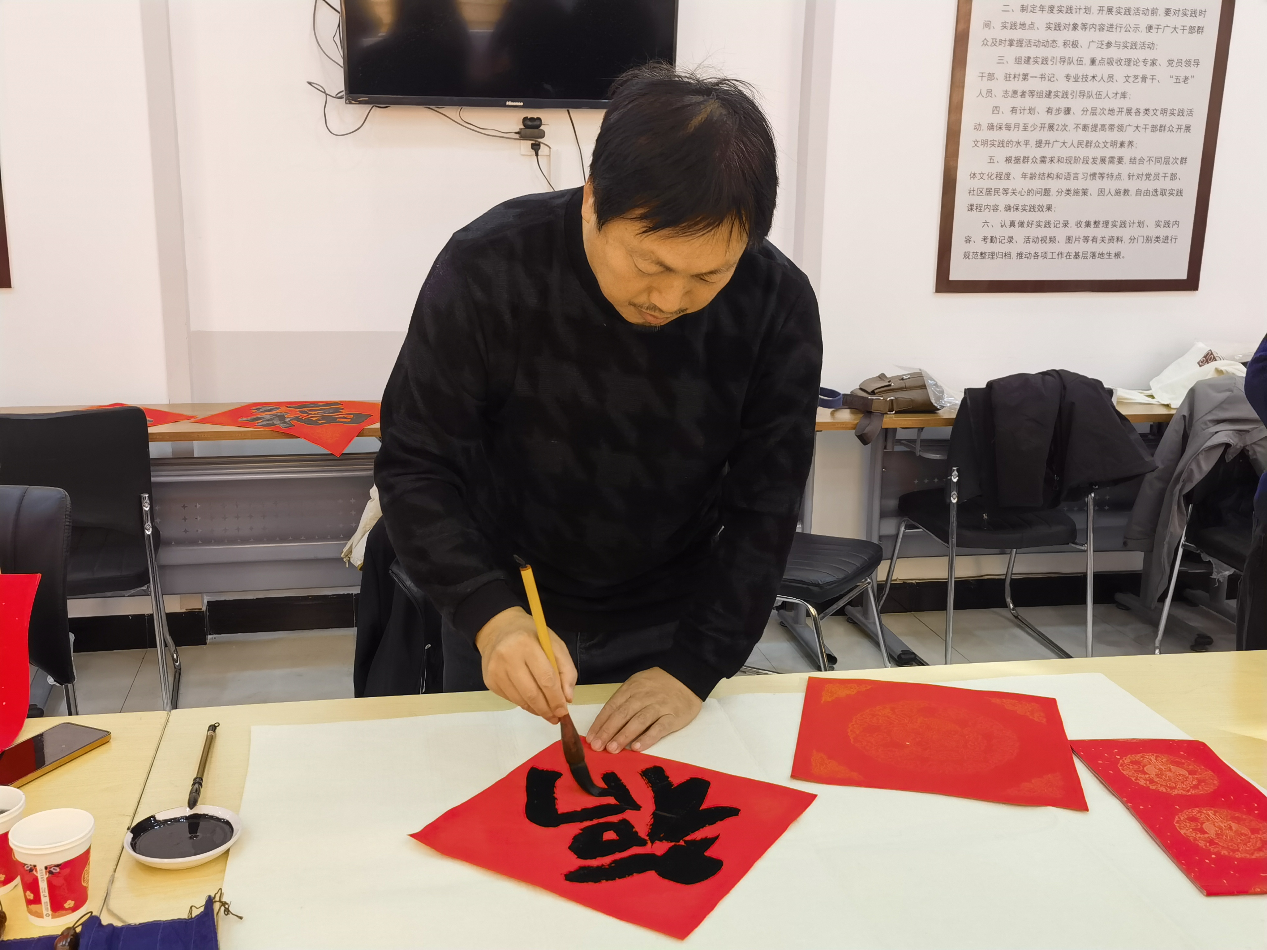 民盟沧州美术院到吴桥开展“万福迎春”送祝福活动(图2)