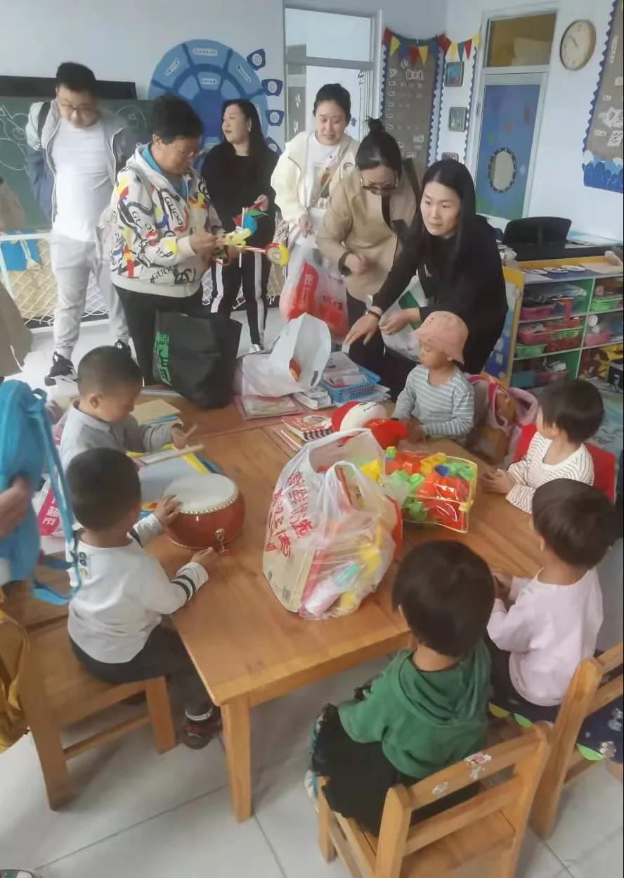 惠民义诊下乡村，春风化雨助振兴--民盟承德市委赴围场县棋盘山镇金水泉村开展助力乡村振兴活动(图5)